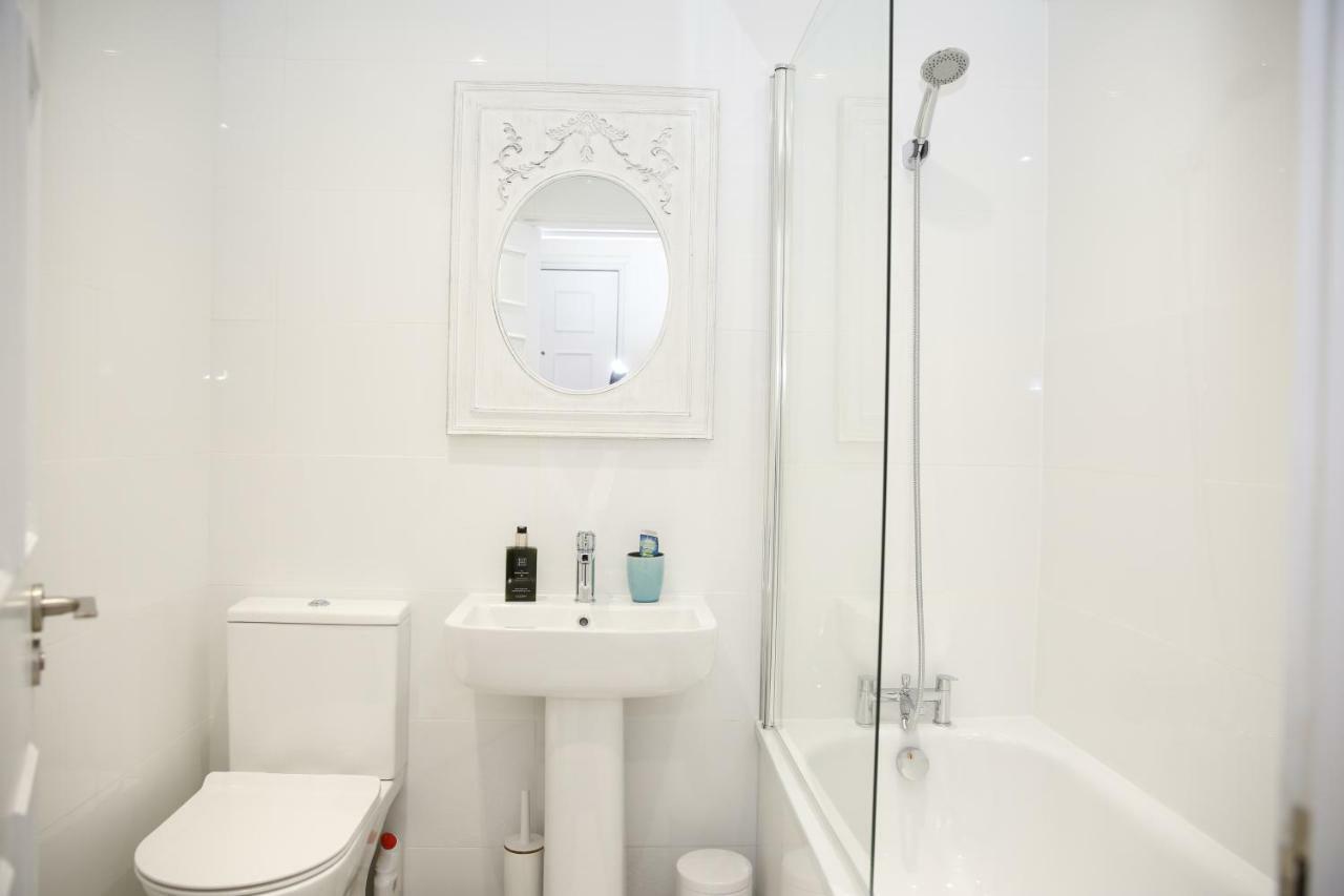 Beautiful One Bedroom Apartment Walking Distance To Paddington And Hyde Park Londra Esterno foto